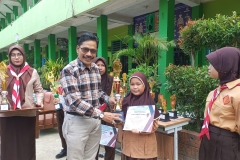penyerahan-piala